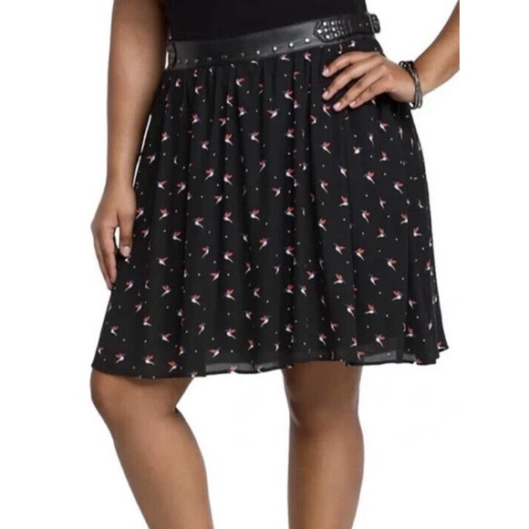 Torrid Hummingbird Skirt chiffon Leather Studded Black Plus Women 20 Bird - Picture 2 of 14